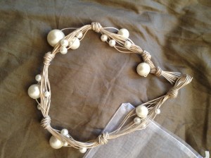 Necklace, beige and pearl white. Short. # N.11