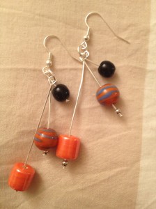 Orecchini lunghi rigidi. #E.40