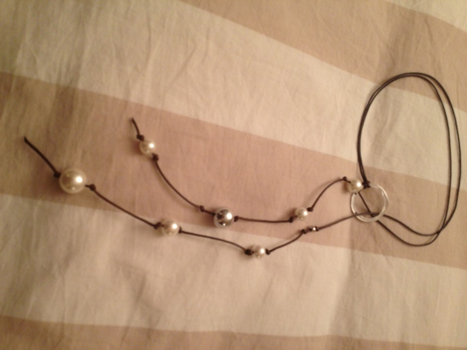 Collana lunga, marrone e acciaio, a scorsoio. #N.10